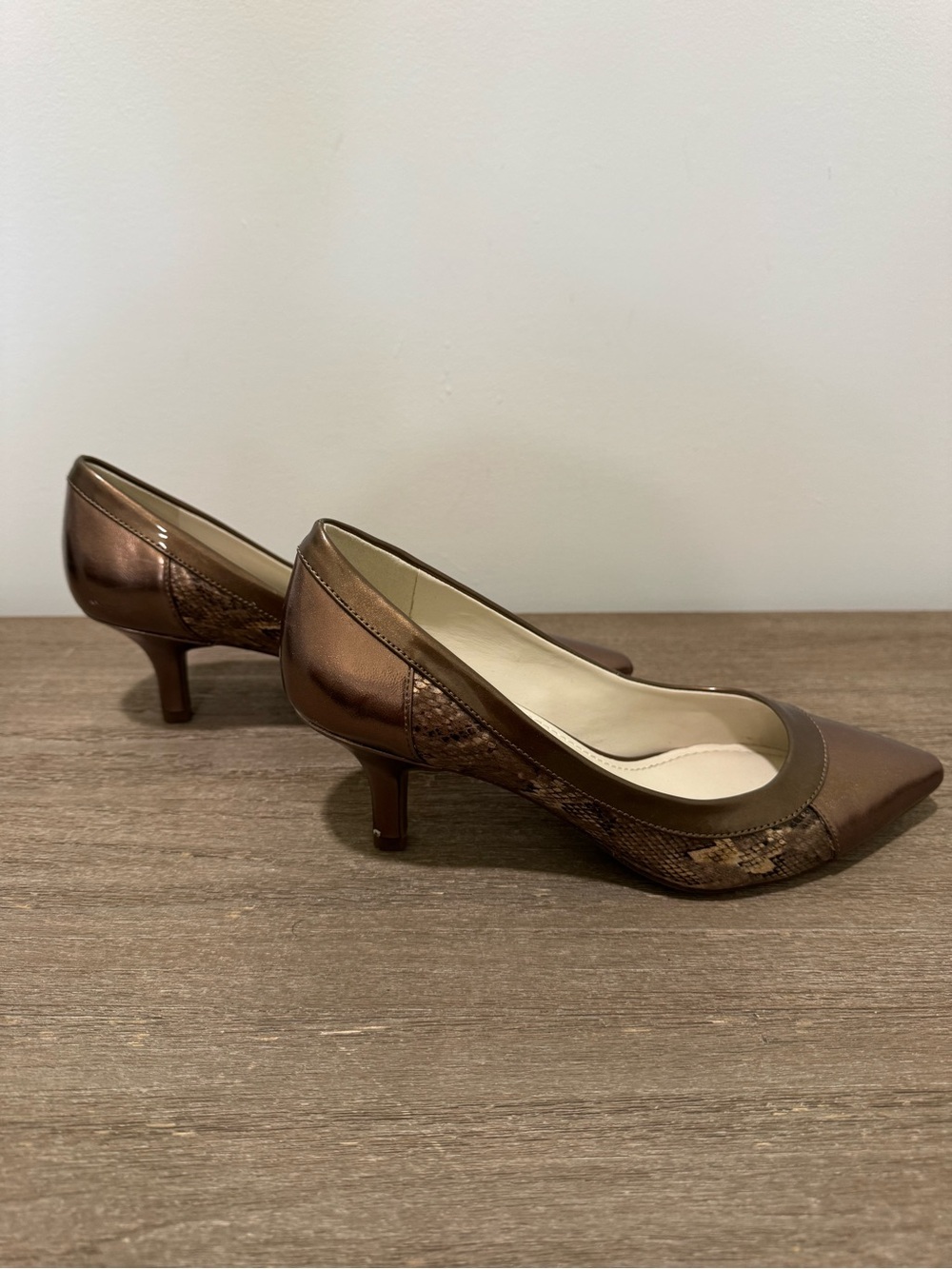Anne Klein Metallic Bronze Pointed Mid-Heel Pumps | Good Used Condition